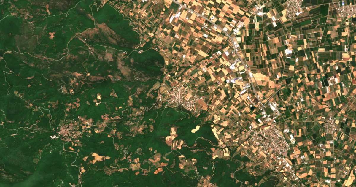 Satelitska karta: Trílofon