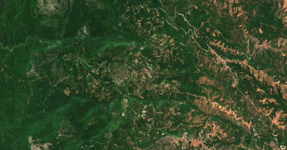 Satelitska karta: Kastanerí