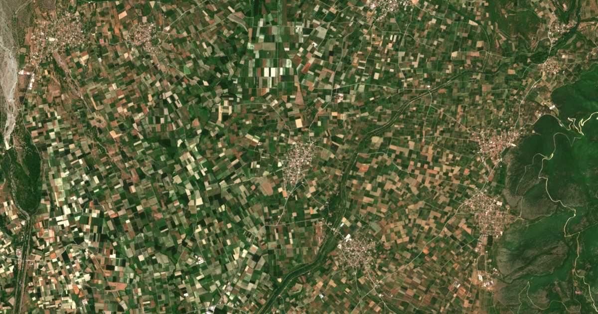 Satelitska karta: Rizochórion