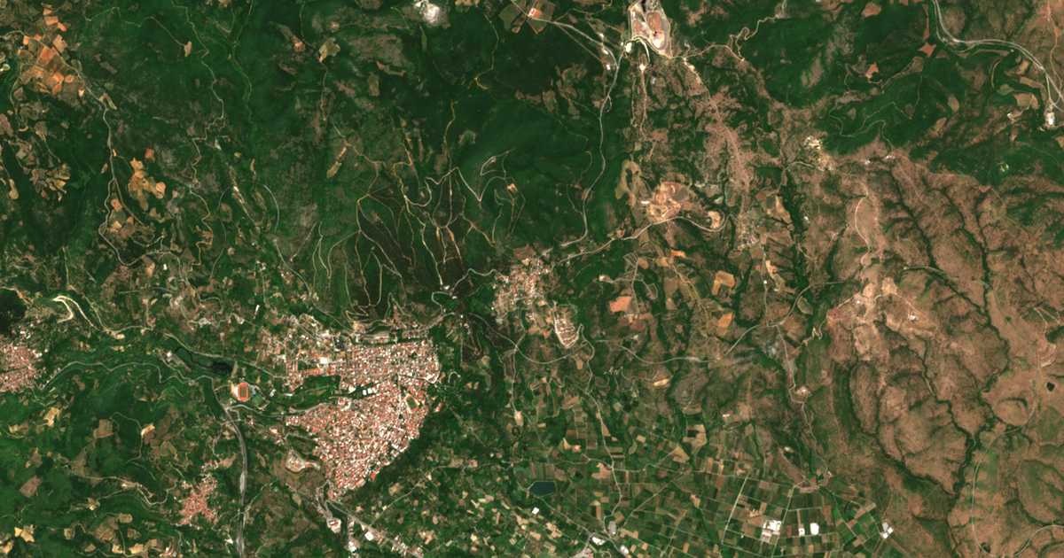Satelitska karta: Ekklisiochórion