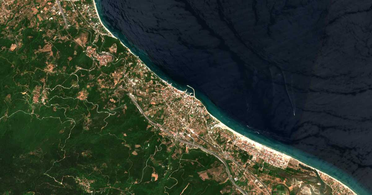 Satelitska karta: Platamón