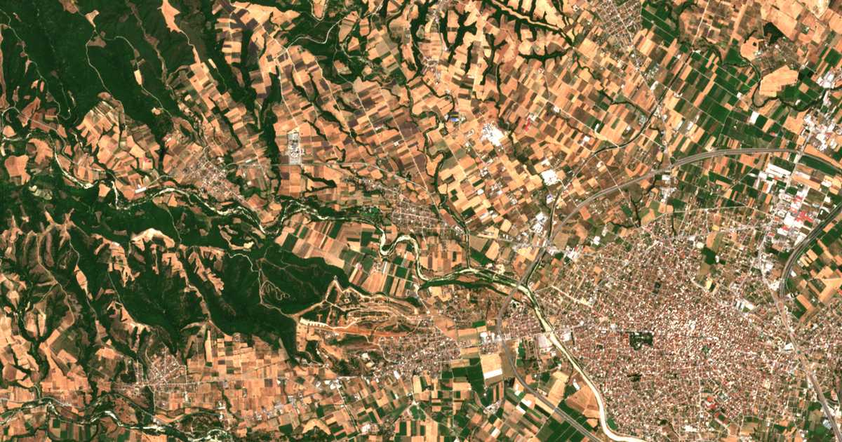 Satelitska karta: Néon Keramídion