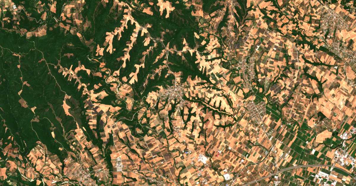 Satelitska karta: Palaión Keramídion