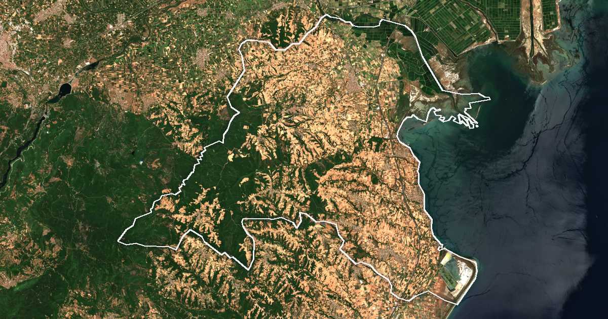 Satelitska snimka s ucrtanom granicom: Dímos Pýdnas - Kolindroú
