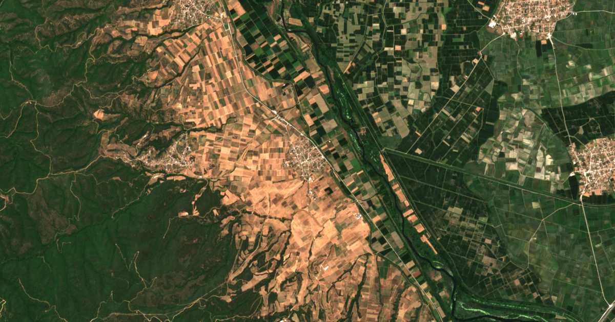 Satelitska karta: Zevgolatión