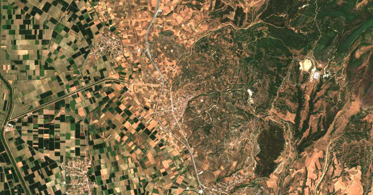 Satelitska karta: Vamvakófyton
