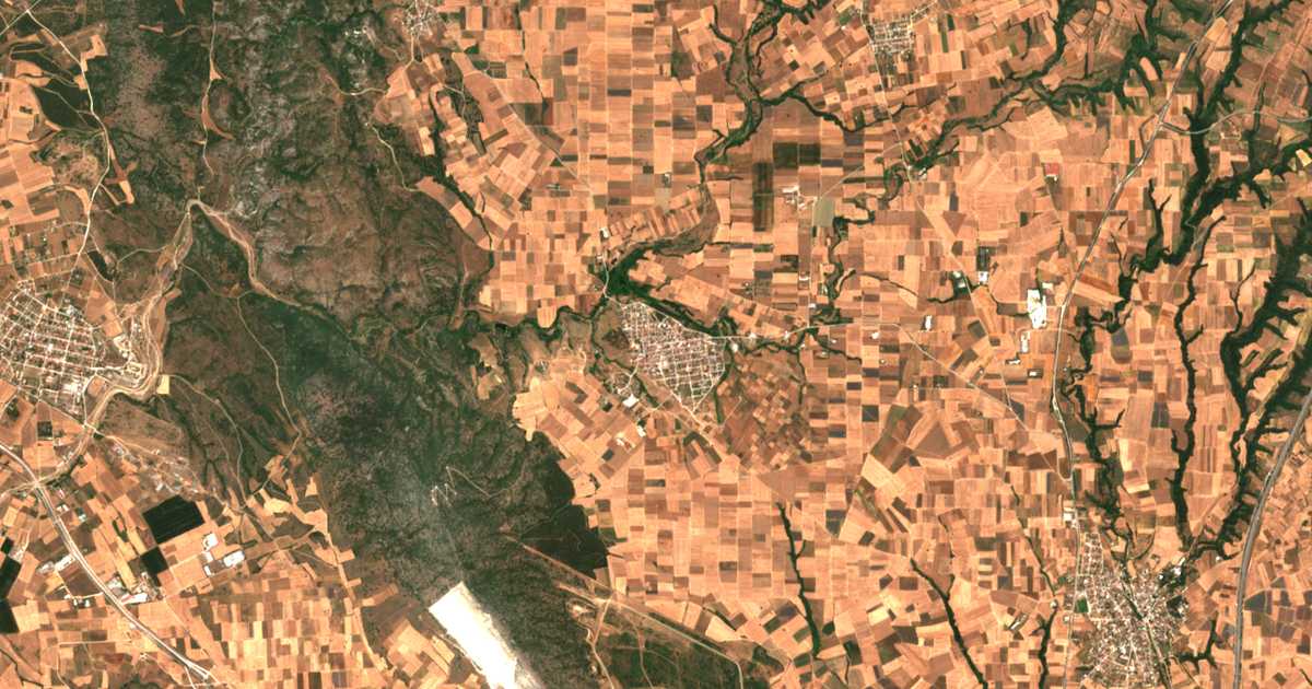 Satelitska karta: Krithiá