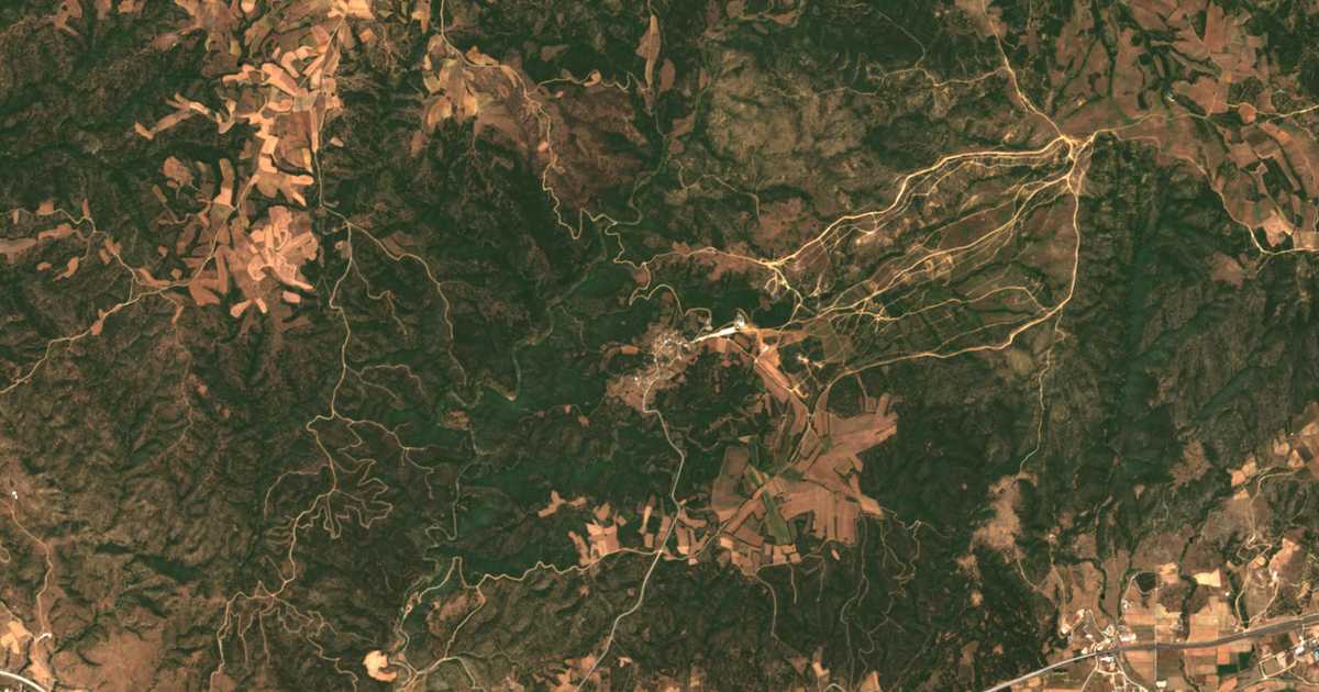Satelitska karta: Mikrokómi