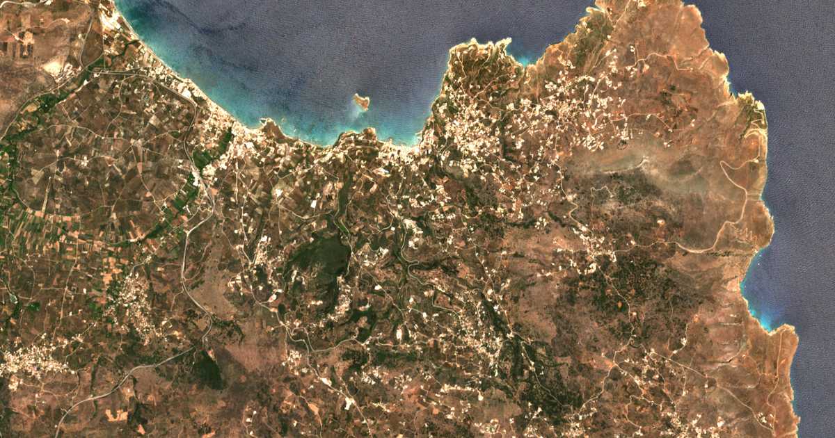 Satelitska karta: Áspron
