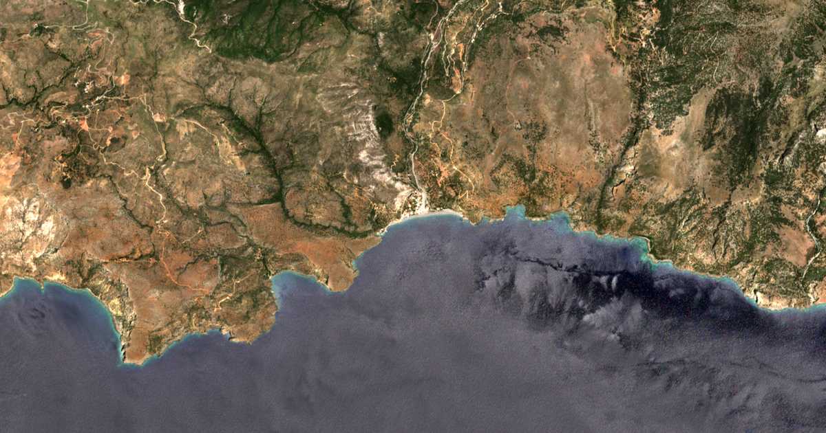 Satelitska karta: Soúgia