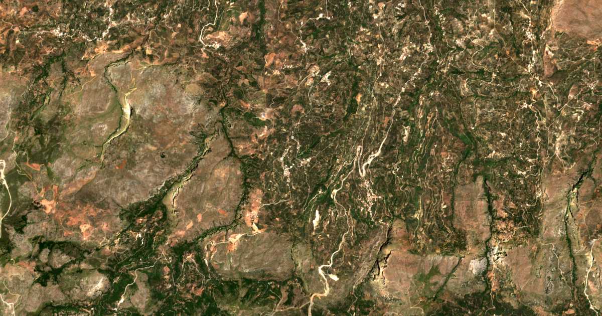 Satelitska karta: Kaláthenai