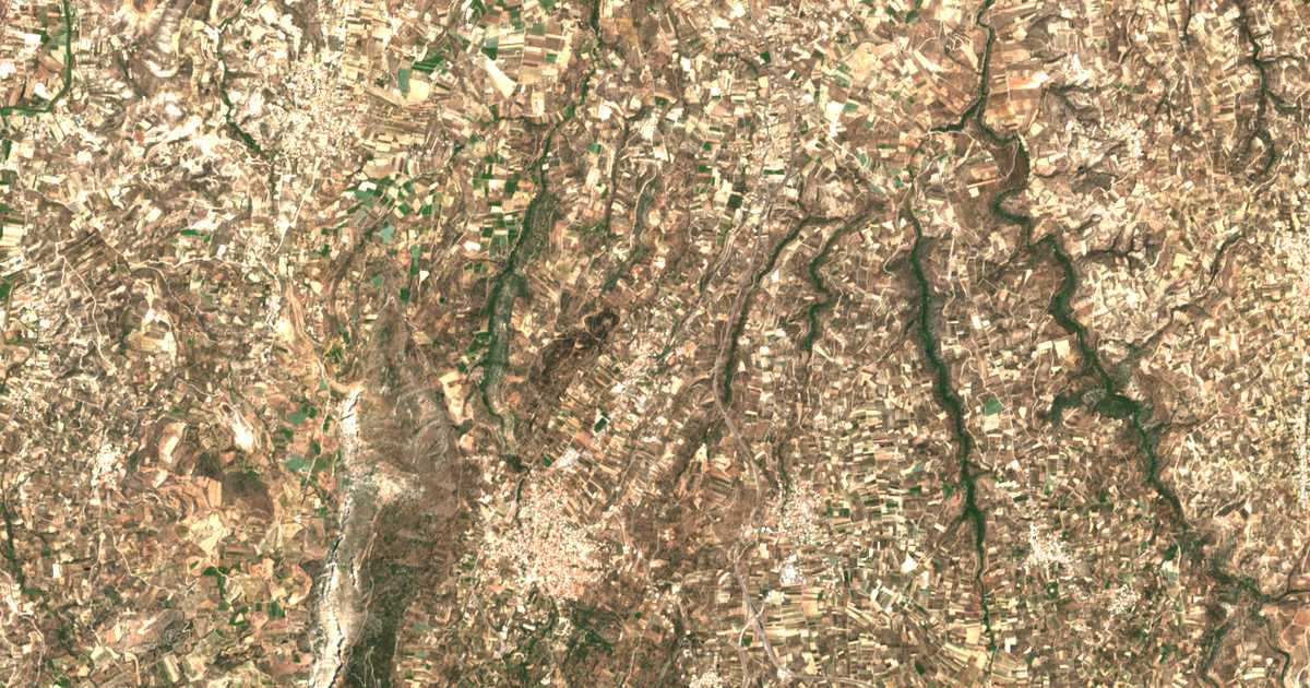 Satelitska karta: Káto Archánai