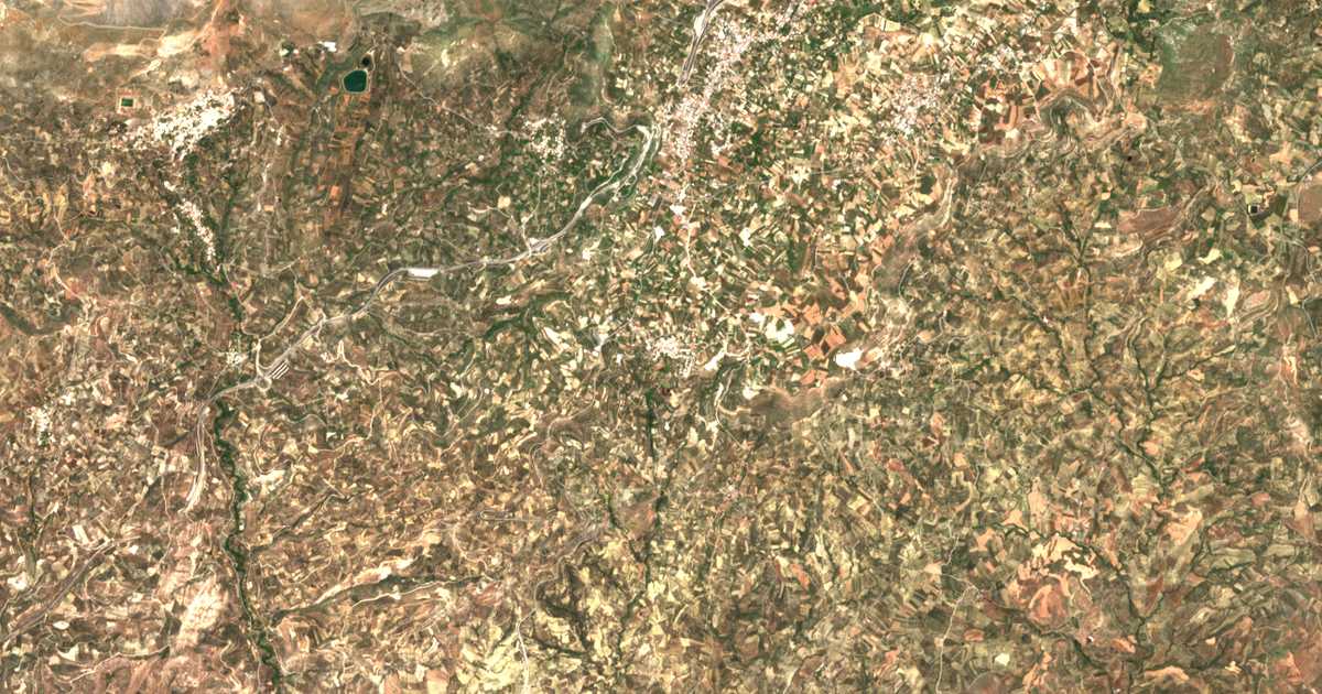 Satelitska karta: Áno Moúlia