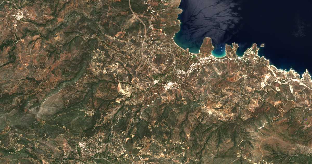 Satelitska karta: Pýrgos