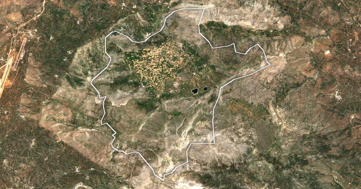 Satelitska snimka s ucrtanom granicom: Dímos Oropedíou Lasithíou