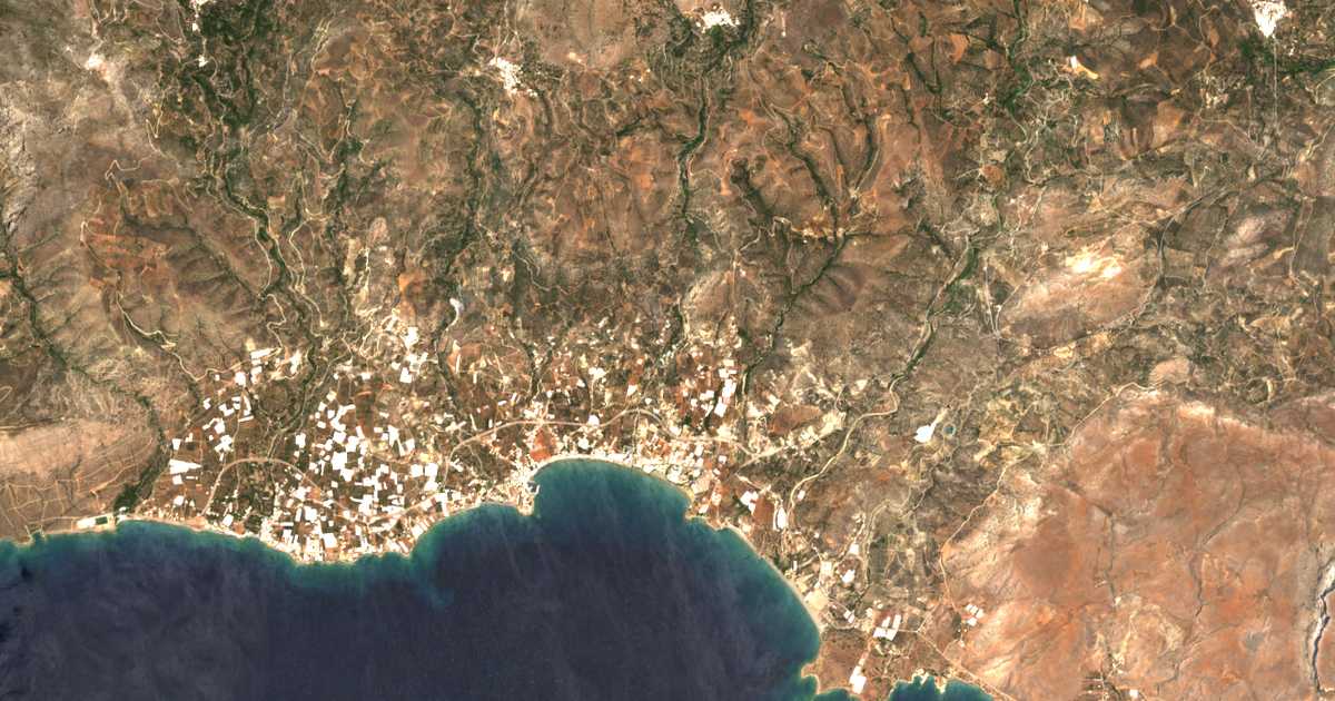 Satelitska karta: Áspros Potamós