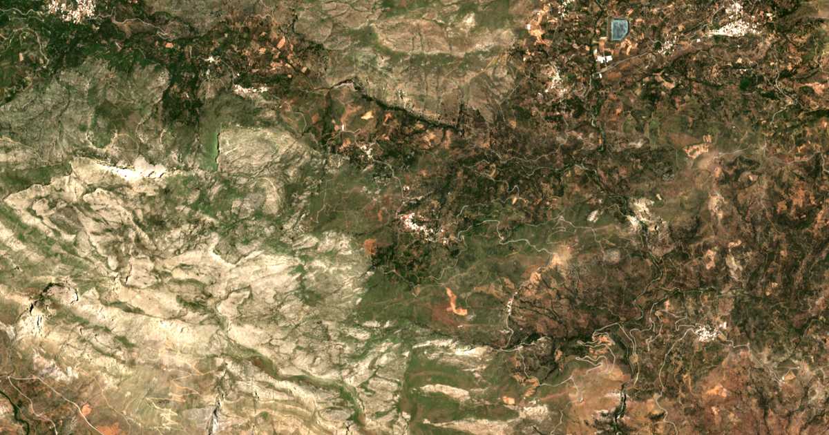 Satelitska karta: Áno Méros