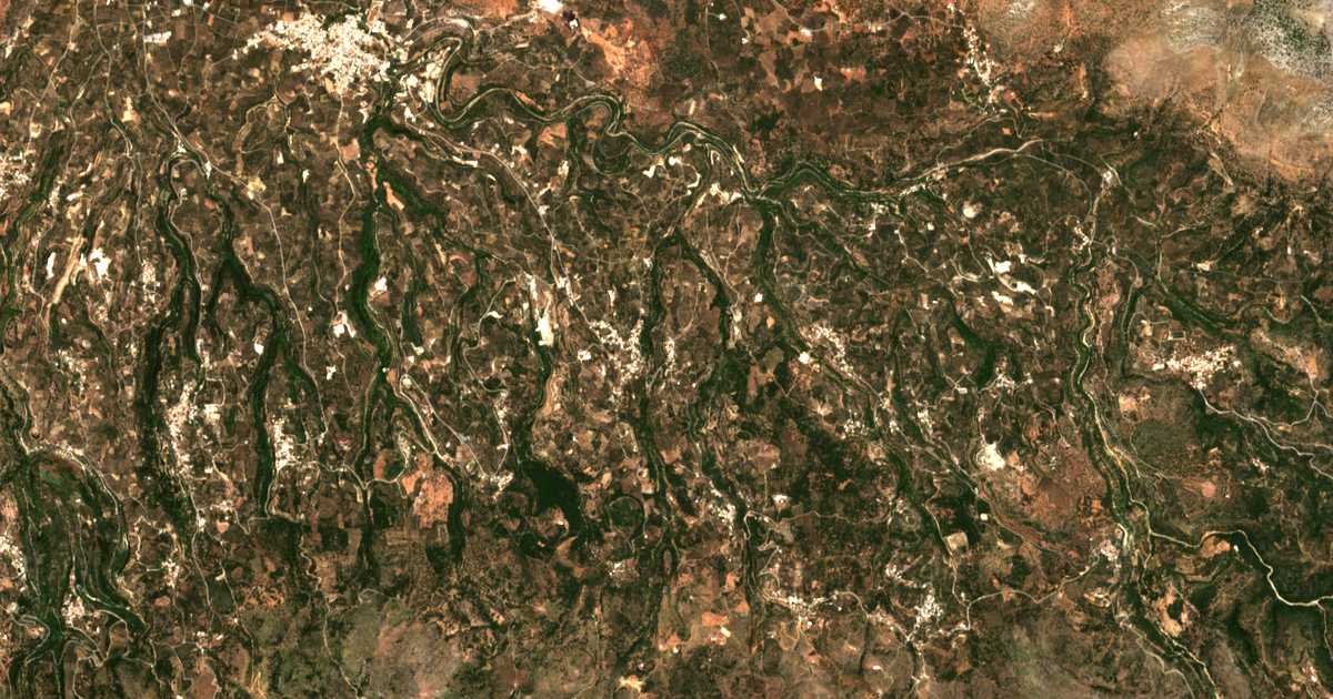 Satelitska karta: Krasoúnas