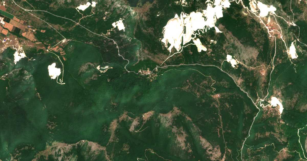 Satelitska karta: Granítis