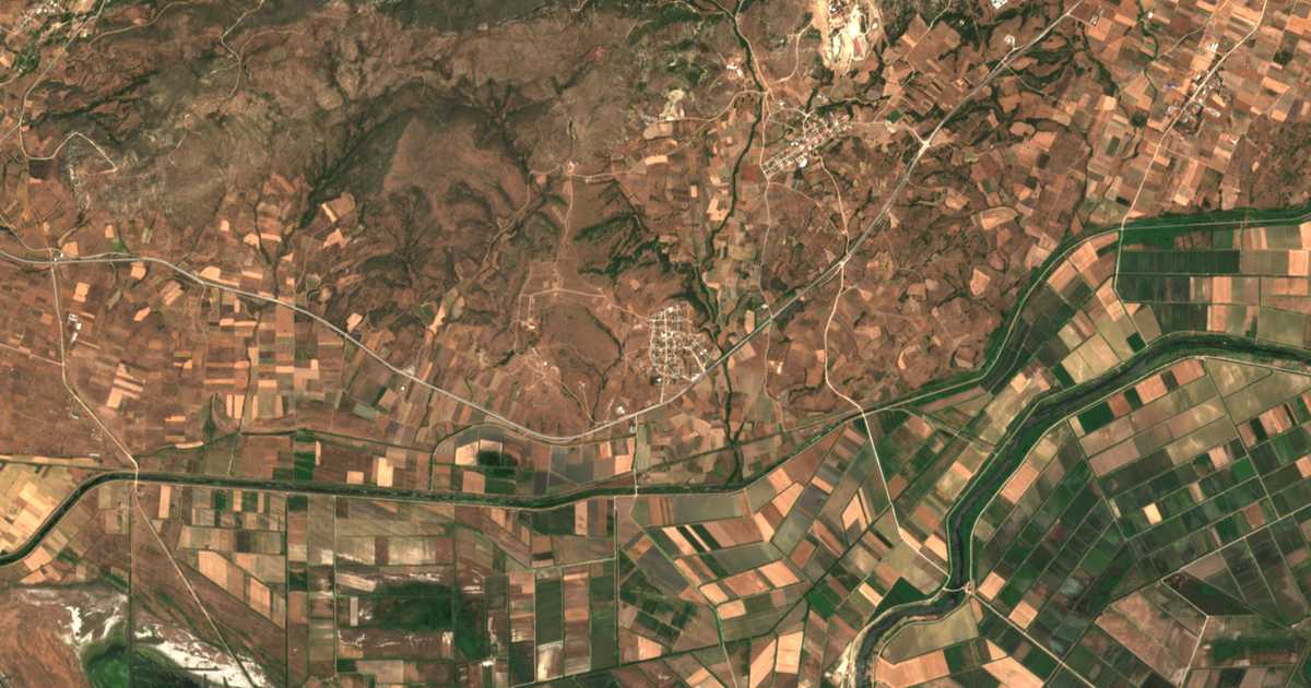 Satelitska karta: Monastirákion