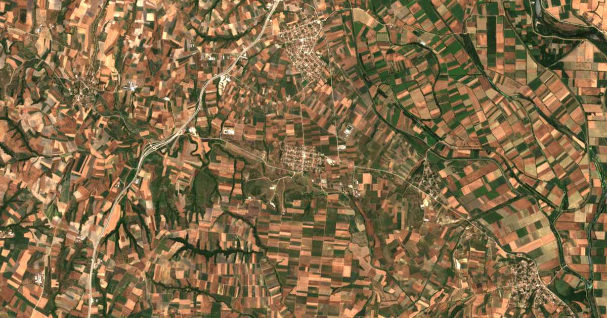 Satelitska karta: Asiménion