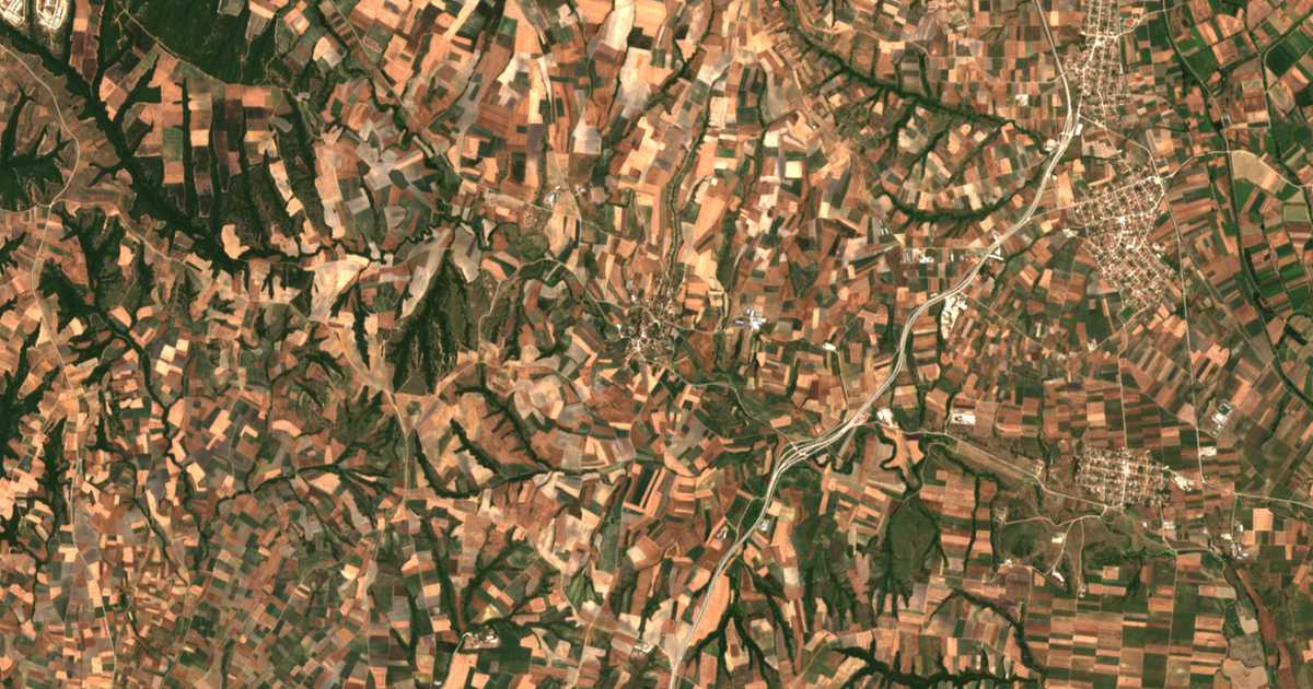 Satelitska karta: Thyréa