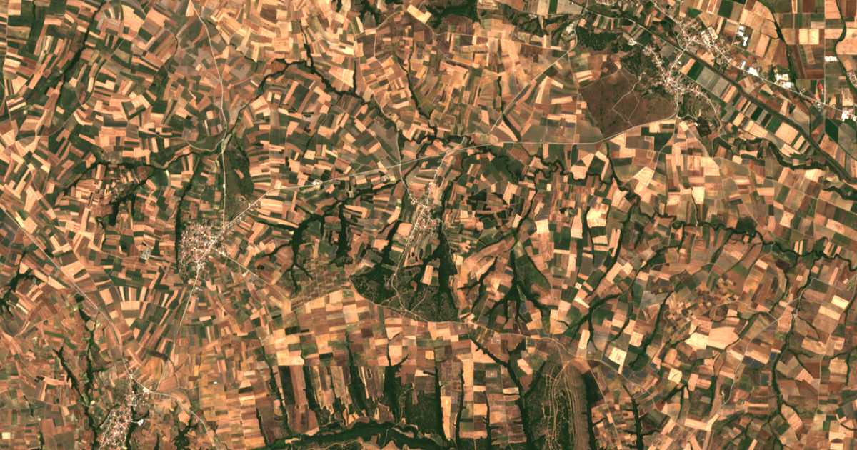 Satelitska karta: Patagí