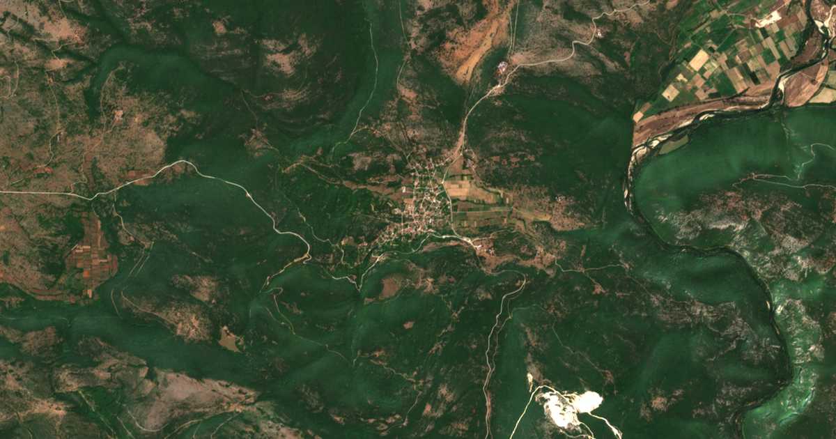 Satelitska karta: Kechrókampos