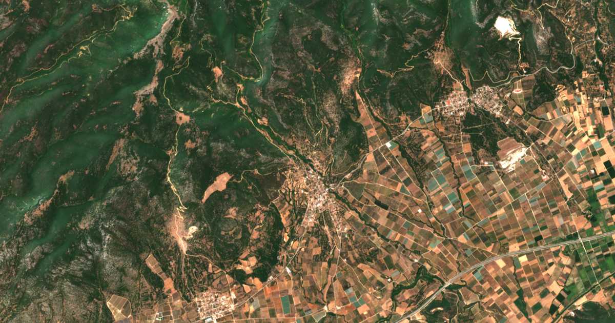 Satelitska karta: Podochórion