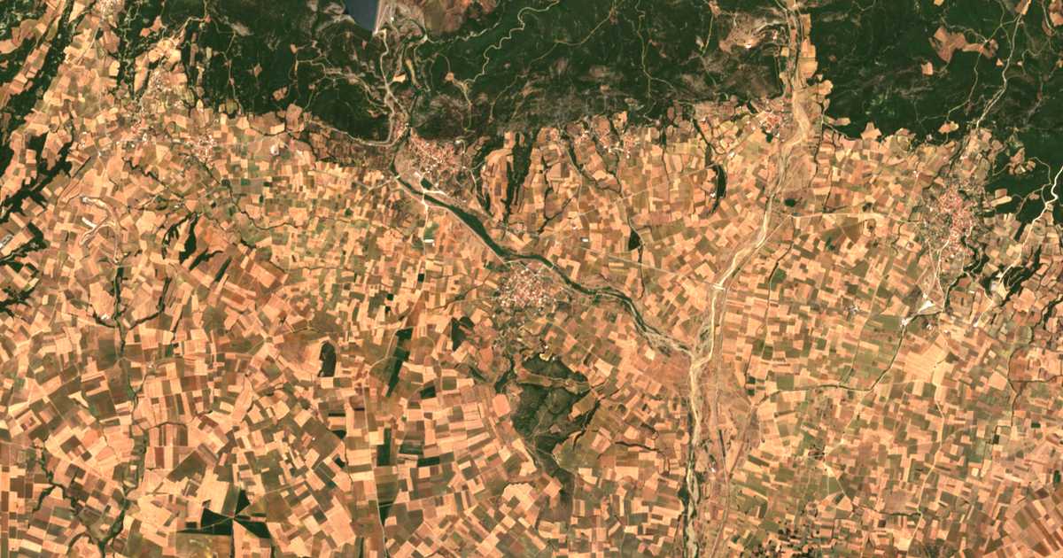Satelitska karta: Lamprón