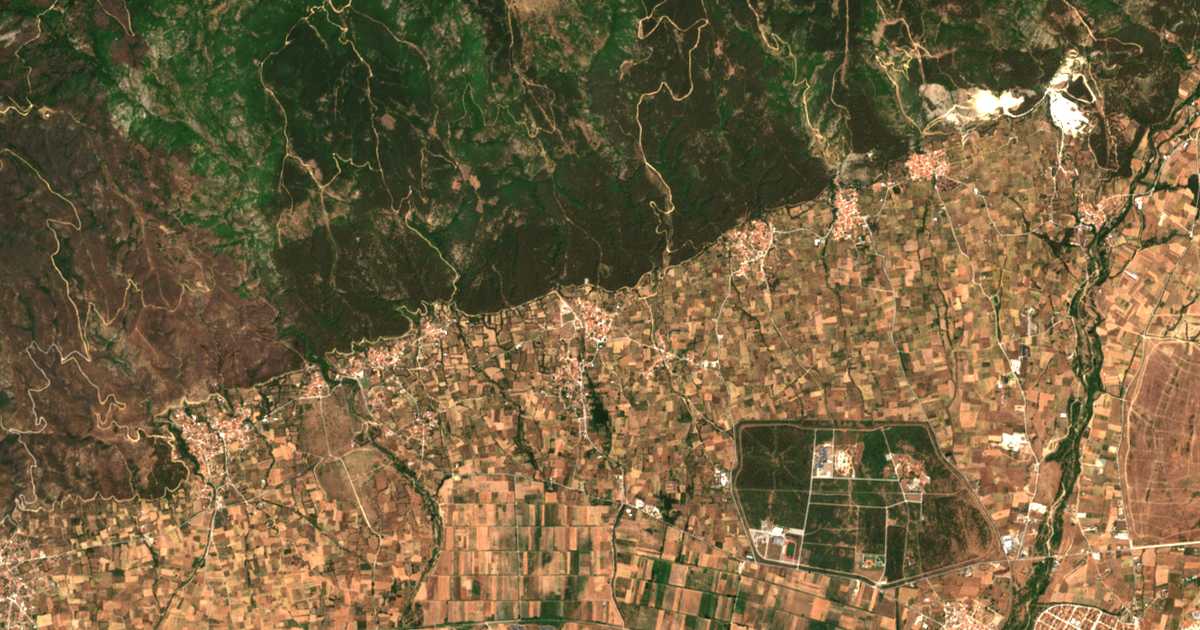 Satelitska karta: Asómatoi