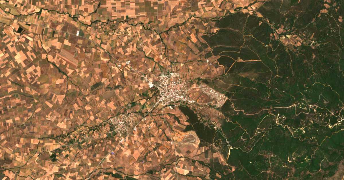 Satelitska karta: Sápai