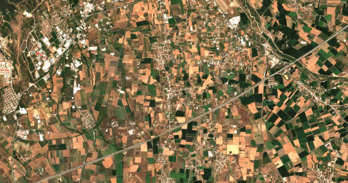 Satelitska karta: Diomídeia