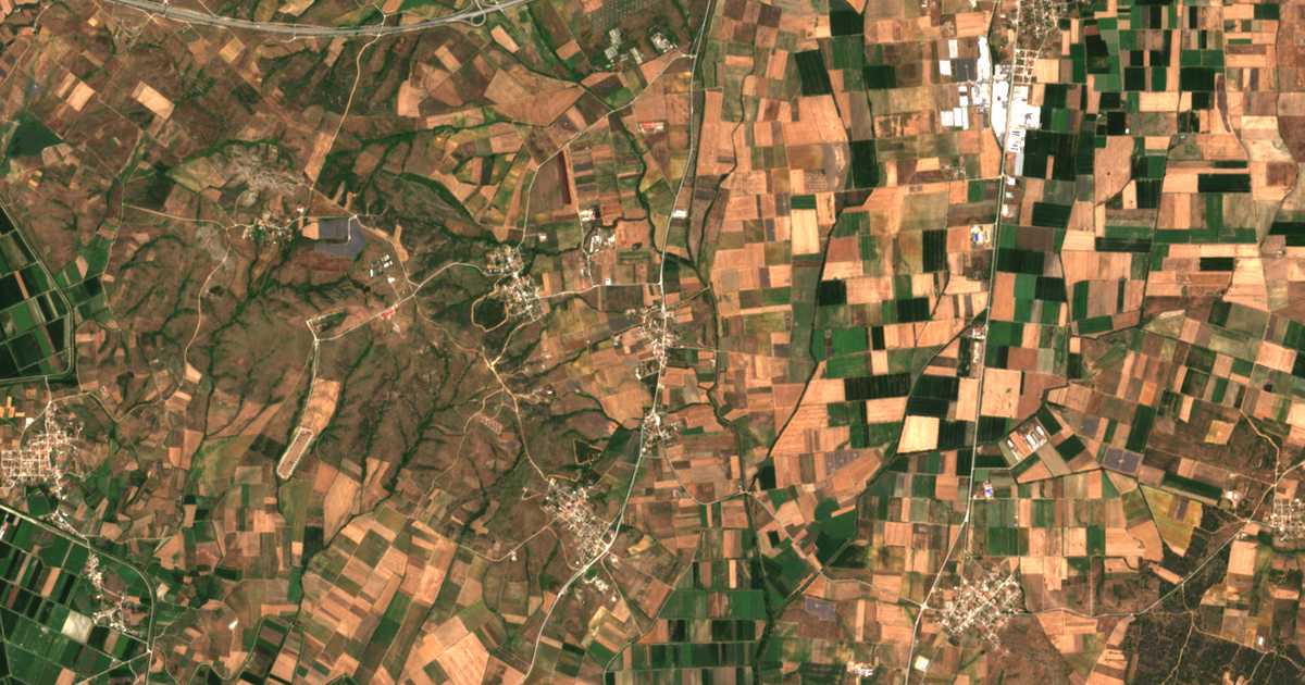Satelitska karta: Gkizéla
