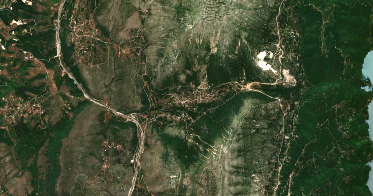 Satelitska karta: Ammótopos