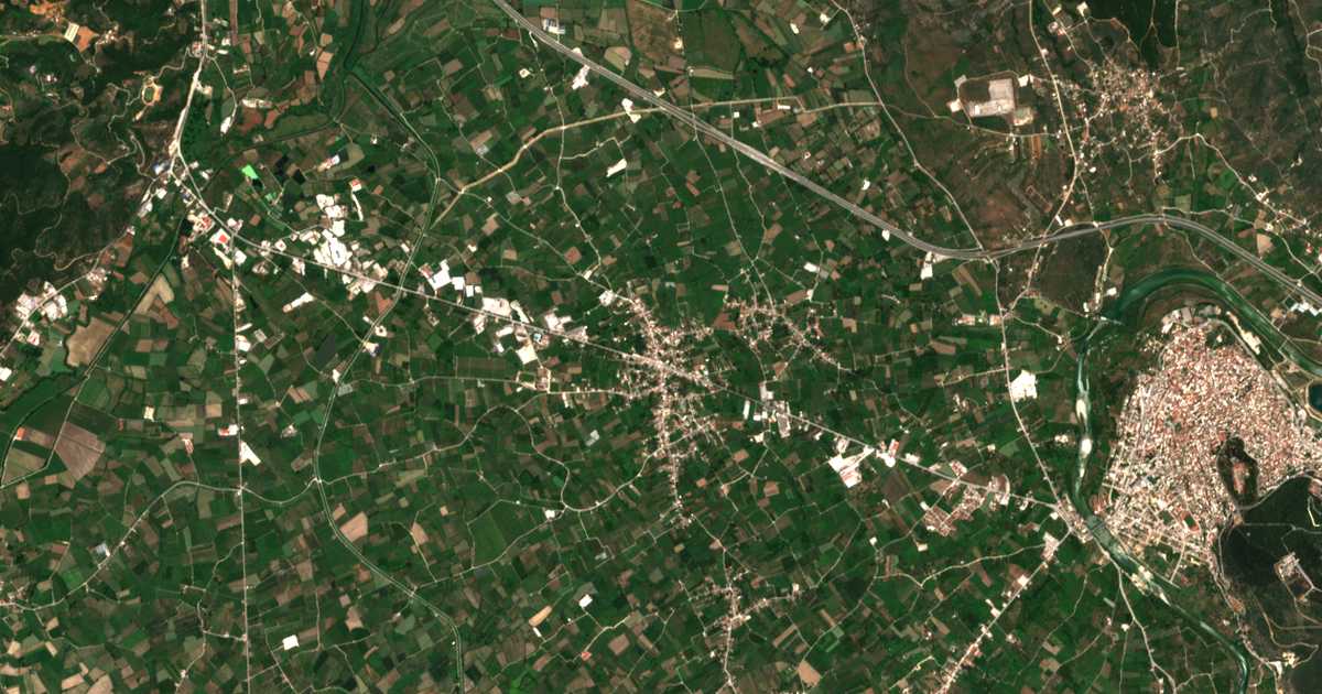 Satelitska karta: Kalamiá