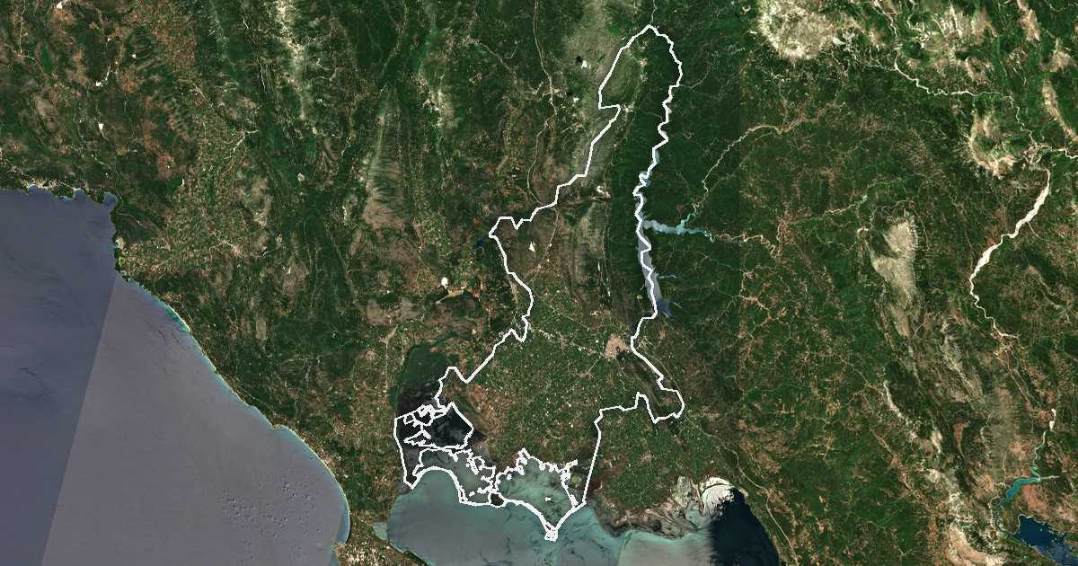 Satelitska snimka s ucrtanom granicom: Dímos Artaíon