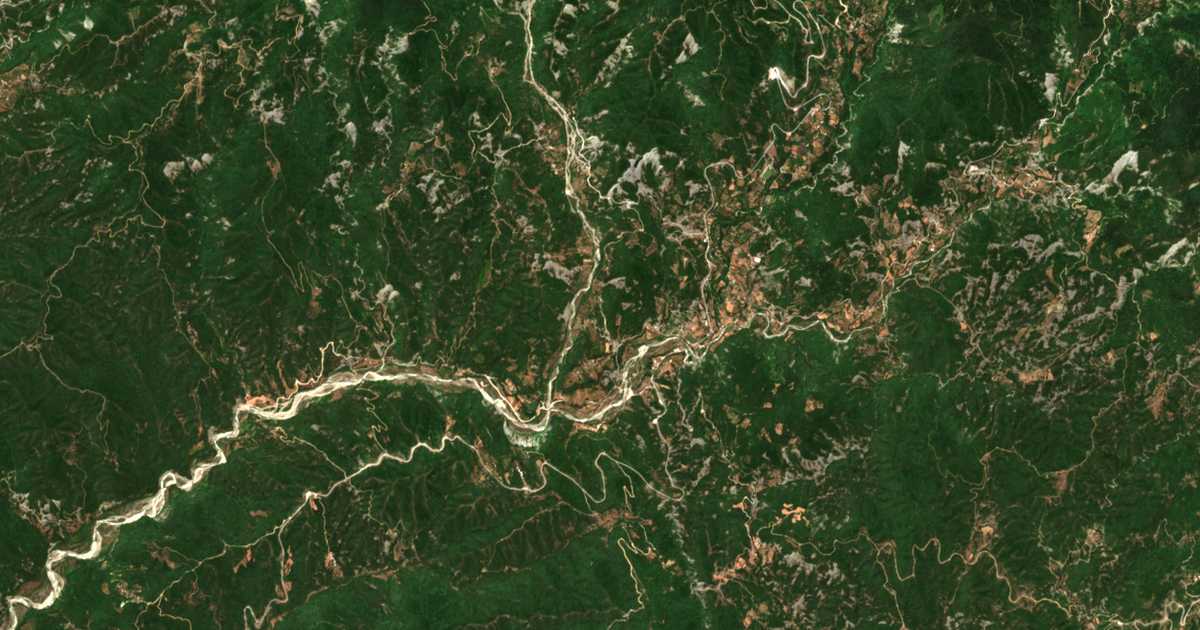 Satelitska karta: Ágios Stéfanos