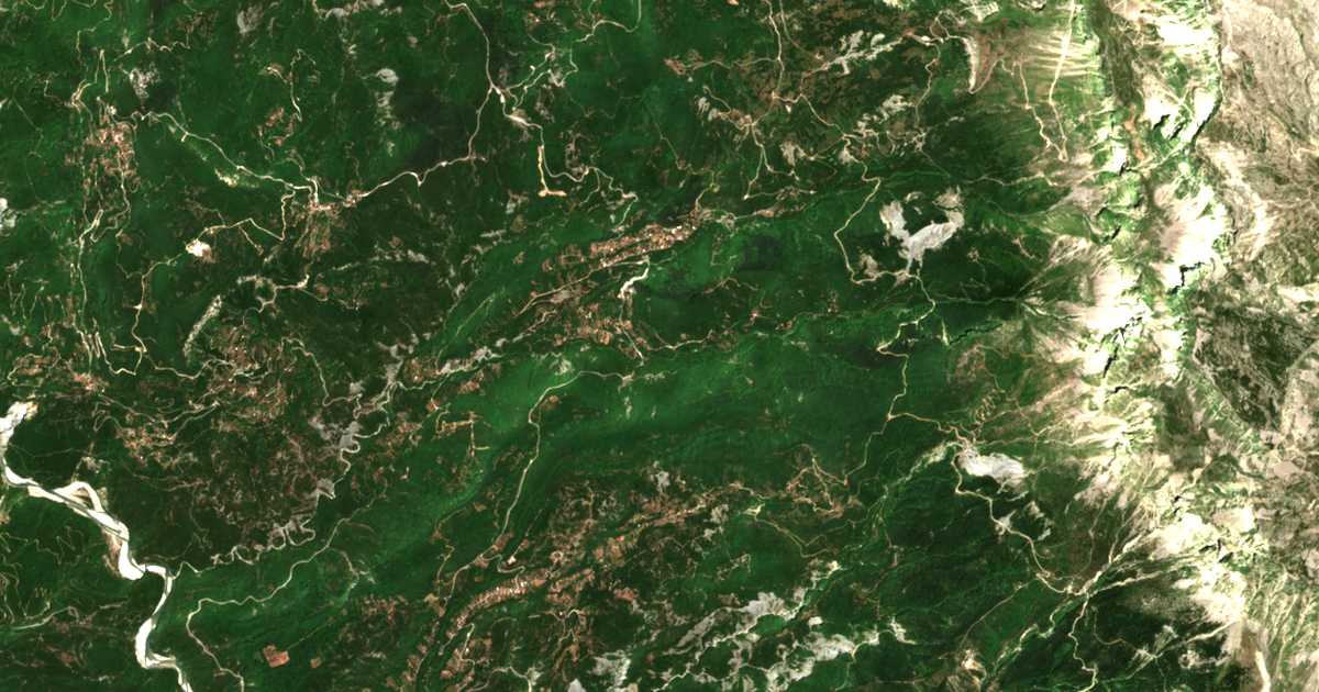 Satelitska karta: Lepianá