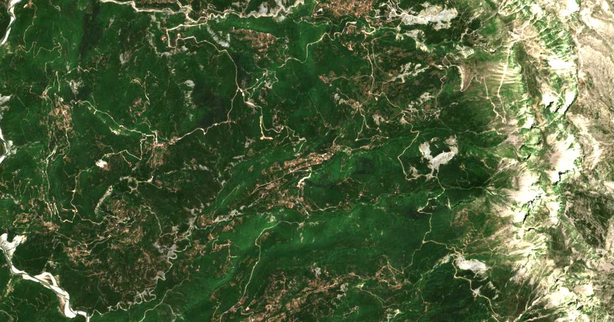 Satelitska karta: Mikrospiliá