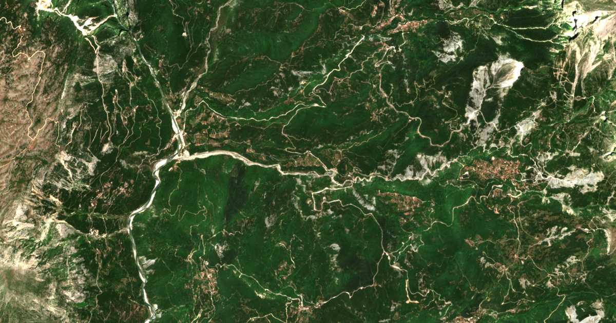 Satelitska karta: Sgára