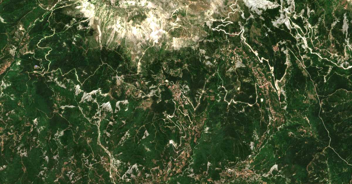 Satelitska karta: Vourgaréli