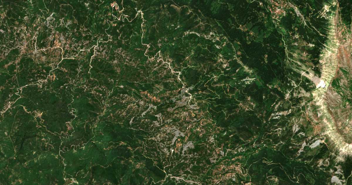 Satelitska karta: Fráxon