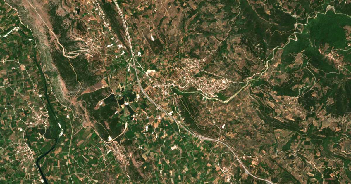 Satelitska karta: Ágios Nikólaos