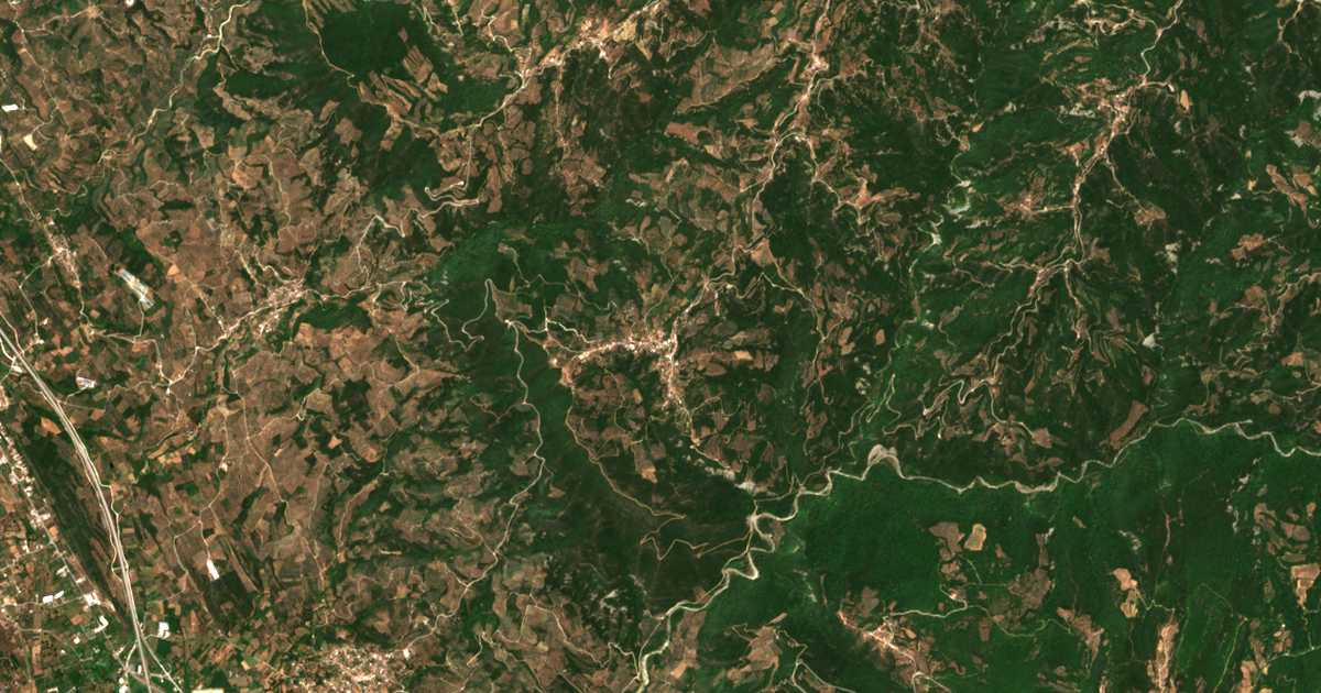 Satelitska karta: Foteinón