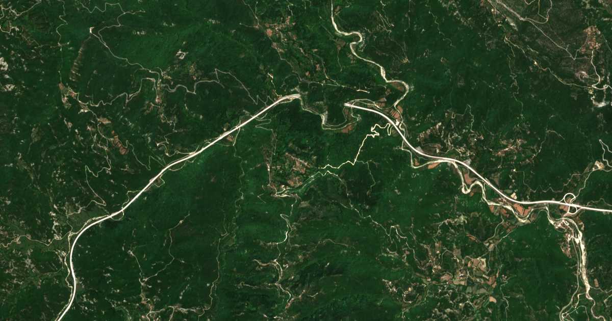 Satelitska karta: Ágios Nikólaos