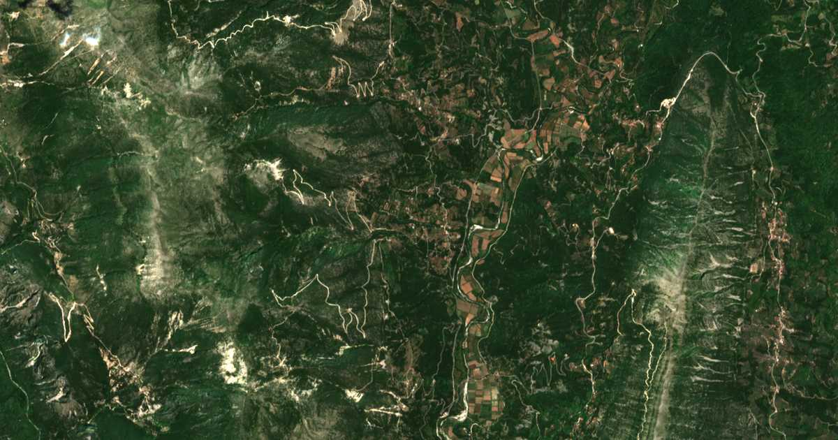 Satelitska karta: Palaiochórion