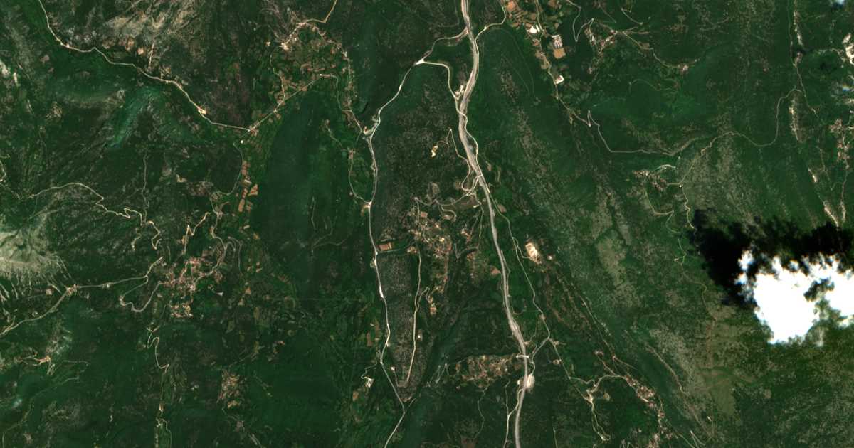 Satelitska karta: Pérdika