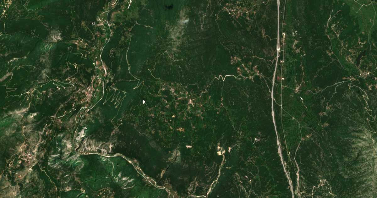 Satelitska karta: Térovon