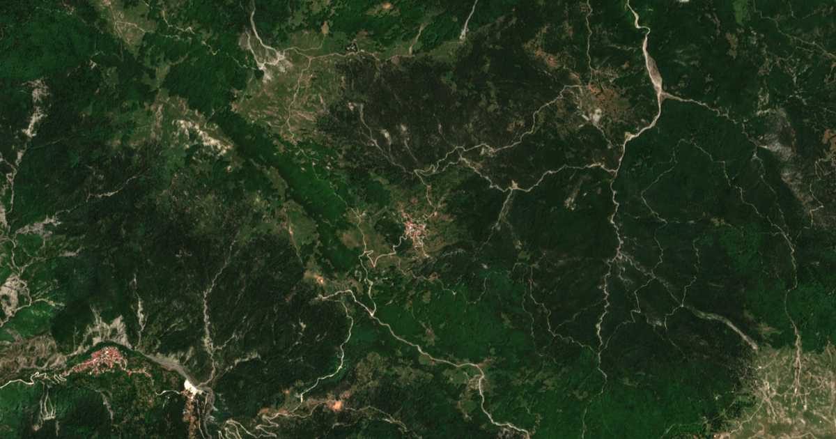 Satelitska karta: Foúrka